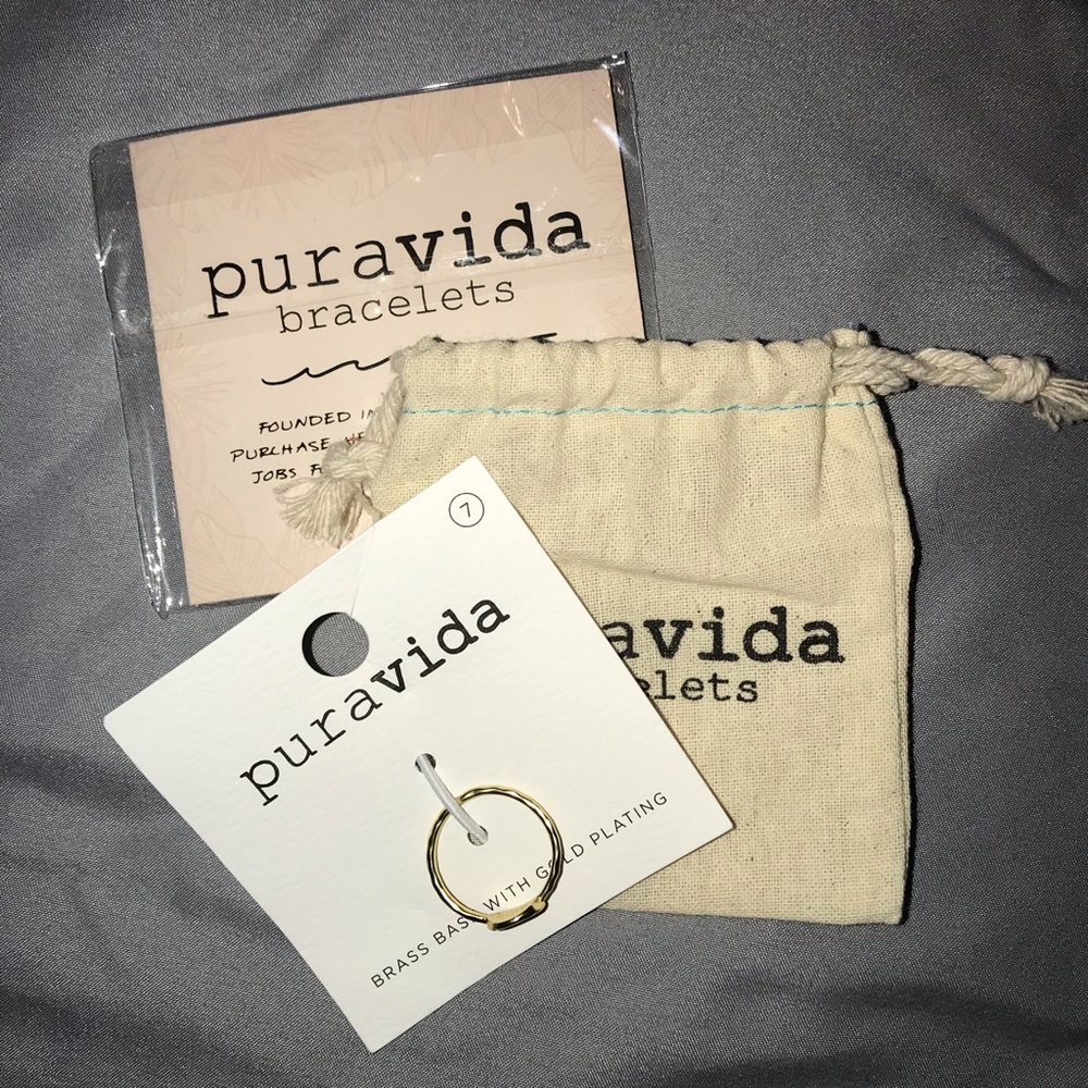 Puravida Gold Compass Ring size 7